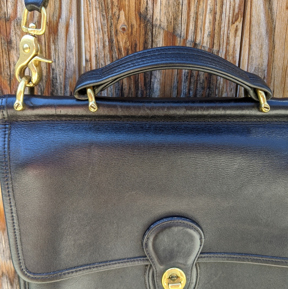 Coach vintage satchel messenger purse. black